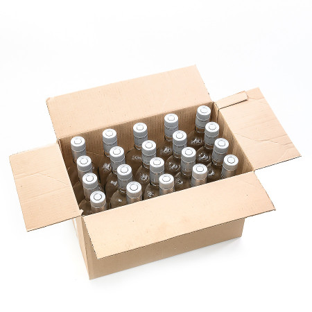 20 bottles "Flask" 0.5 l with guala corks in a box в Магадане